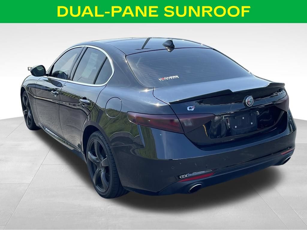 Used 2019 Alfa Romeo Giulia Ti AWD/4WD image 6