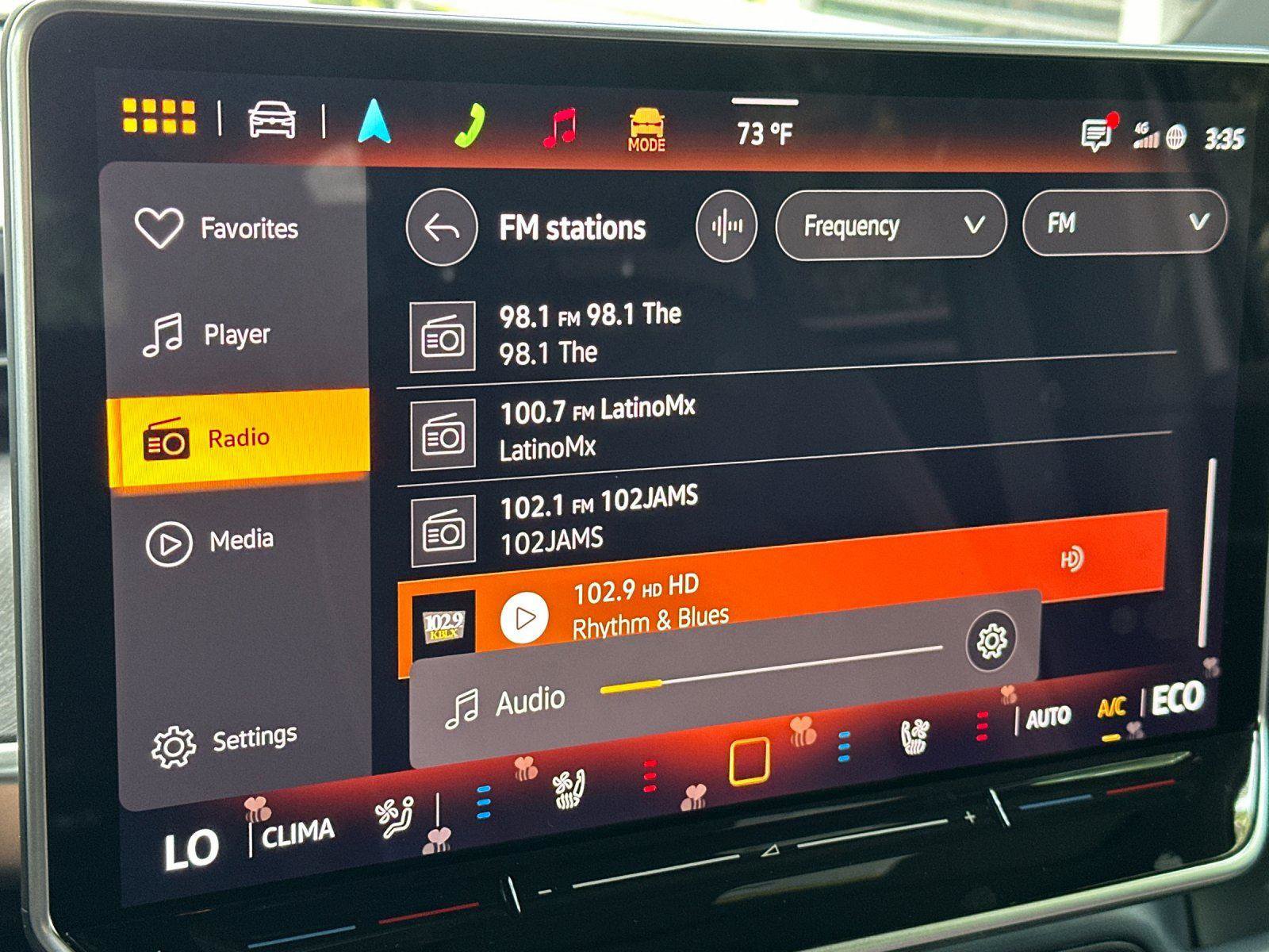 New 2025 Volkswagen ID. Buzz Pro S RWD image 18