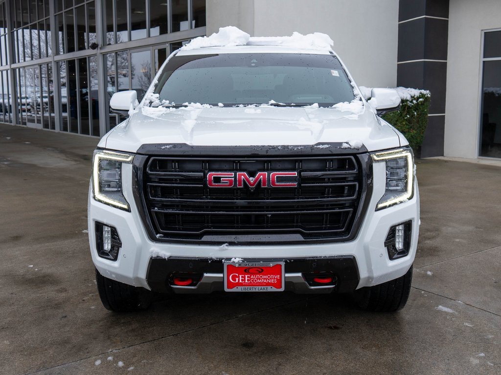 Used 2022 GMC Yukon AT4 w/ Technology Package image 3