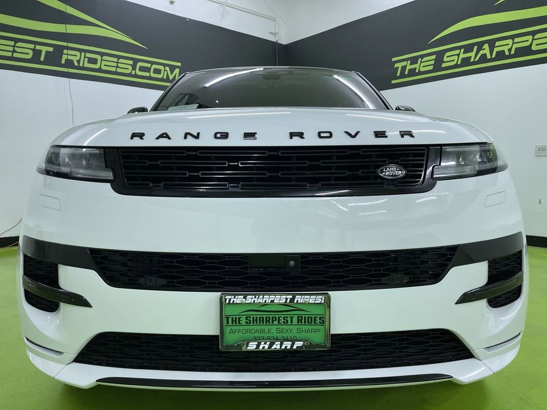 Used 2023 Land Rover Range Rover Sport SE Dynamic image 3