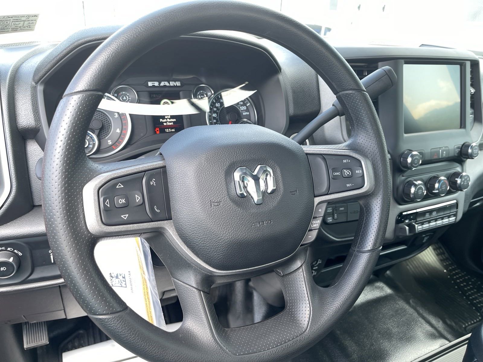 New 2024 RAM 3500 Tradesman w/ Chrome Appearance Group image 15