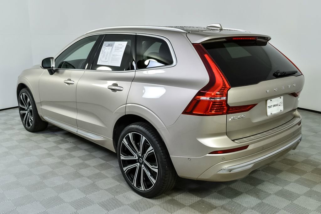 Certified 2023 Volvo XC60 B5 Ultimate w/ Protection Package Premier image 4