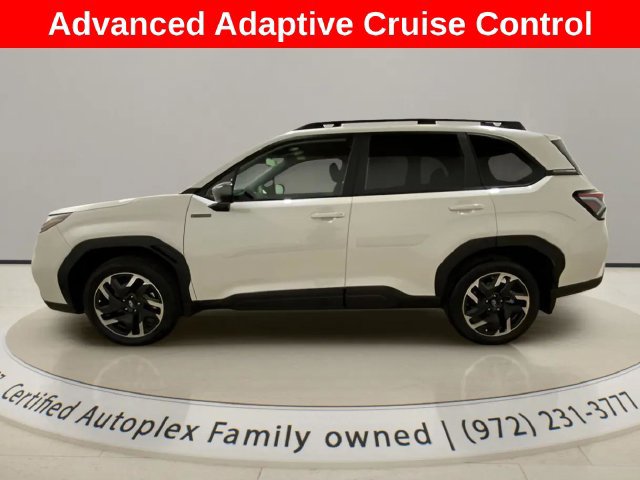 Used 2025 Subaru Forester Premium AWD/4WD image 2