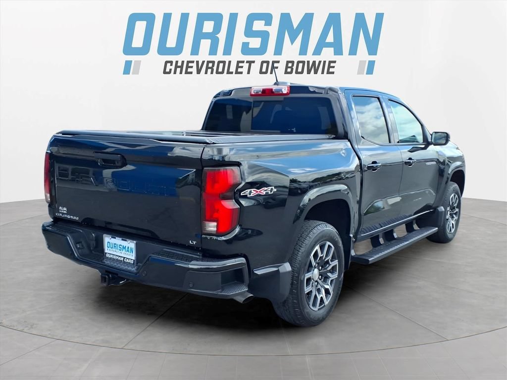 Used 2024 Chevrolet Colorado LT w/ LT Convenience Package III AWD/4WD image 3