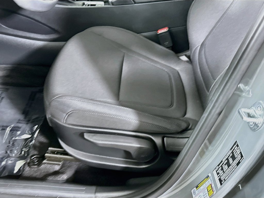 Certified 2025 Hyundai Tucson SE FWD image 25