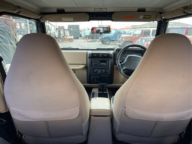 Used 1999 Jeep Wrangler Sahara image 21