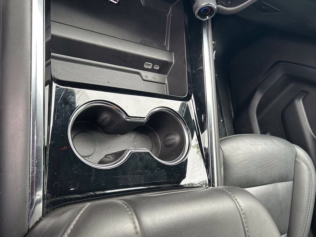 Used 2025 Chevrolet Tahoe LT RWD image 19