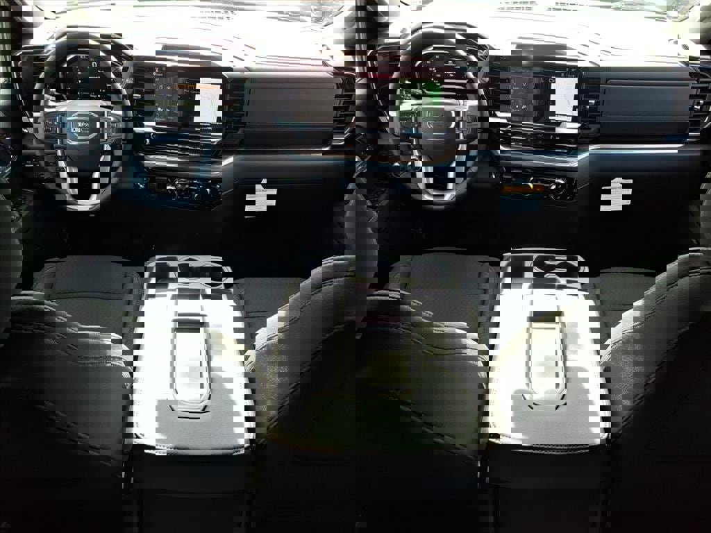 New 2026 GMC Sierra 1500 Elevation image 10