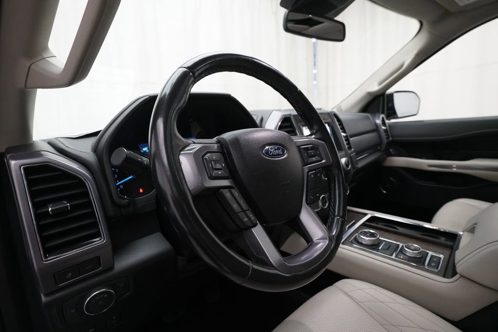 Used 2019 Ford Expedition Max Platinum AWD/4WD image 8