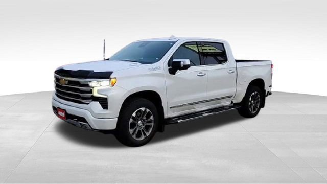 Certified 2024 Chevrolet Silverado 1500 High Country w/ Technology Package image 4