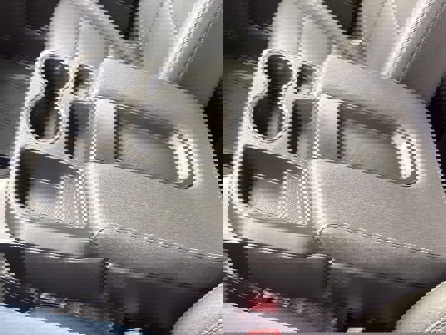 Used 2022 GMC Sierra 1500 SLT w/ X31 Off-Road Package image 28