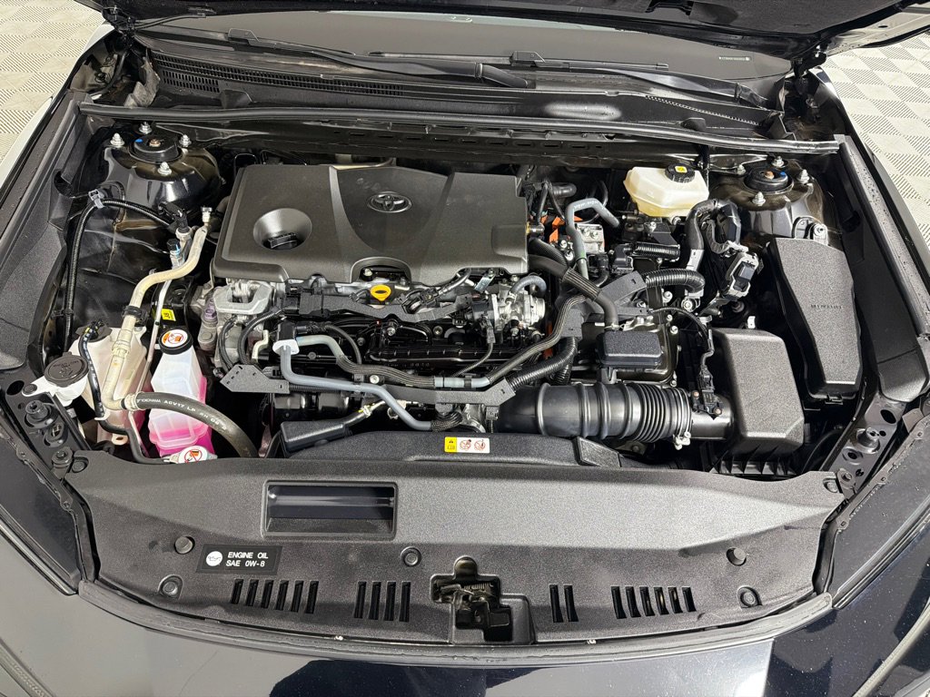 Used 2025 Toyota Camry SE FWD image 25