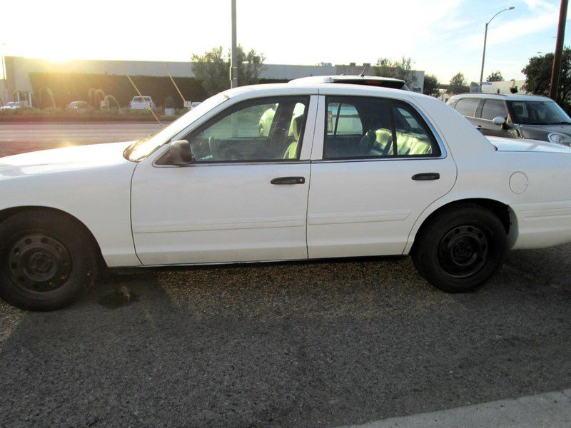 Used 2009 Ford Crown Victoria Police Interceptor image 1