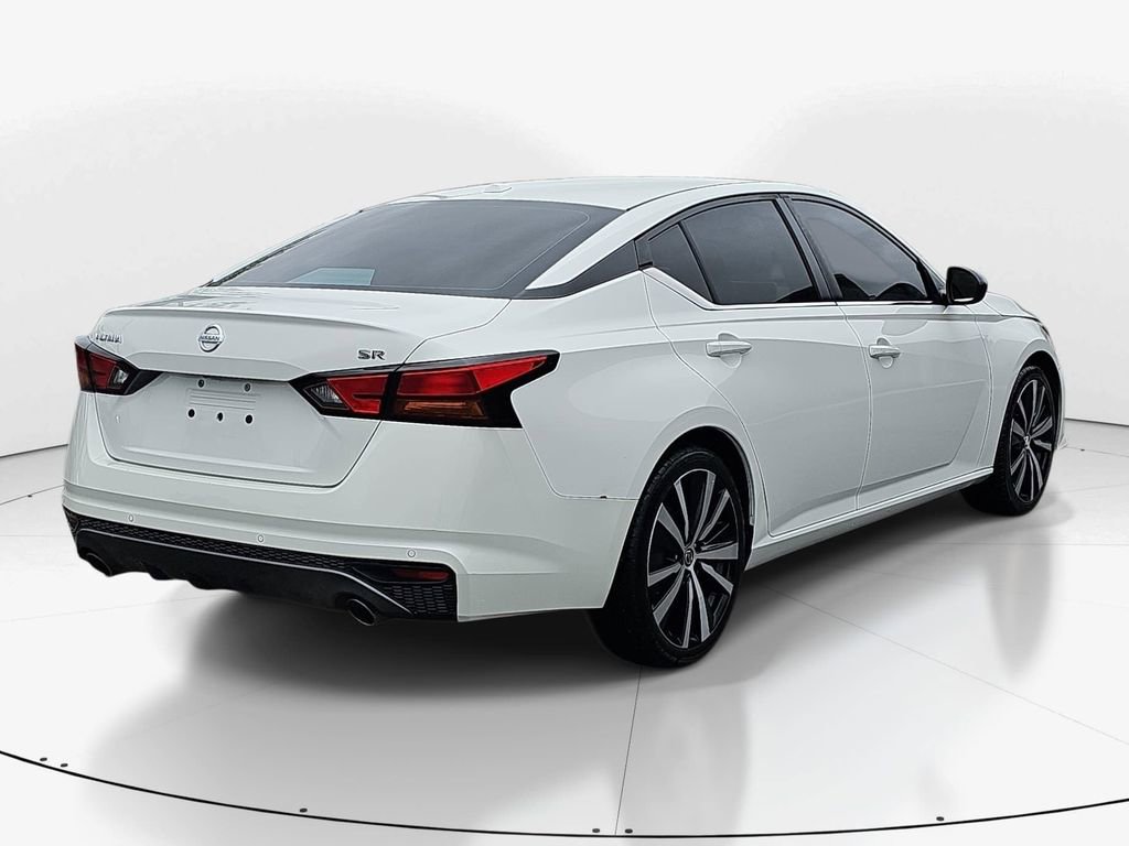 Used 2021 Nissan Altima 2.5 SR FWD image 6