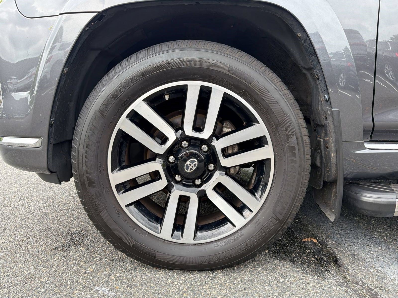 Used 2019 Toyota 4Runner Limited AWD/4WD image 12