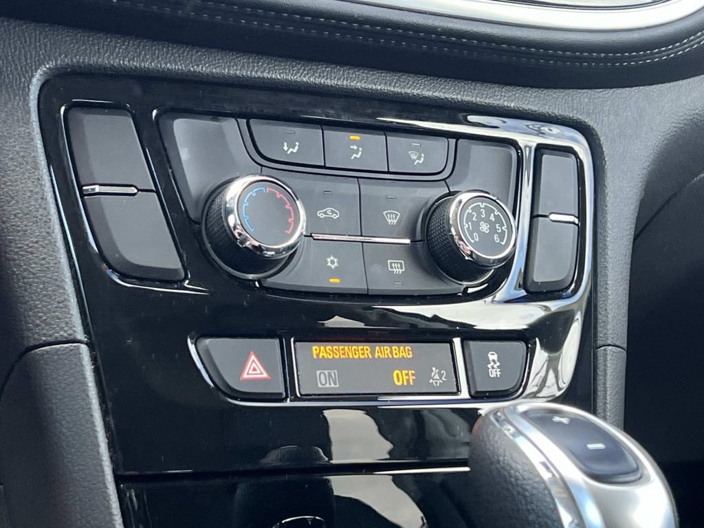 Used 2022 Buick Encore Preferred w/ Safety Package AWD/4WD image 19