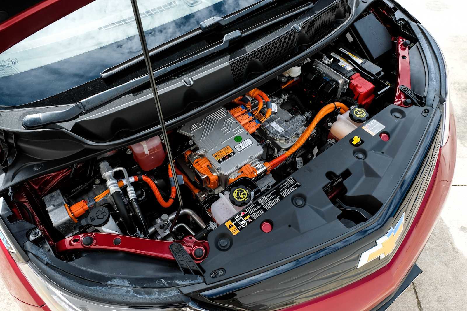 Used 2020 Chevrolet Bolt Premier w/ Infotainment Package image 50