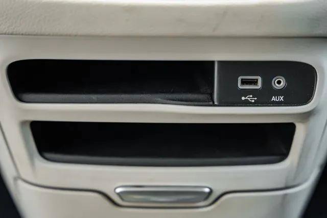 Certified 2019 Chrysler Pacifica Limited FWD image 29