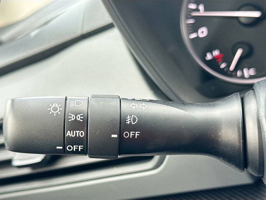 New 2026 Subaru Crosstrek 2.5i Limited w/ Crosstrek Mirror Package image 12