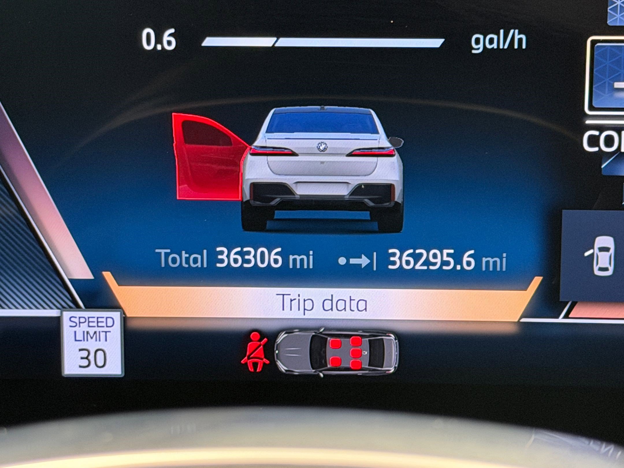 Certified 2024 BMW 760i xDrive w/ Executive Package image 22