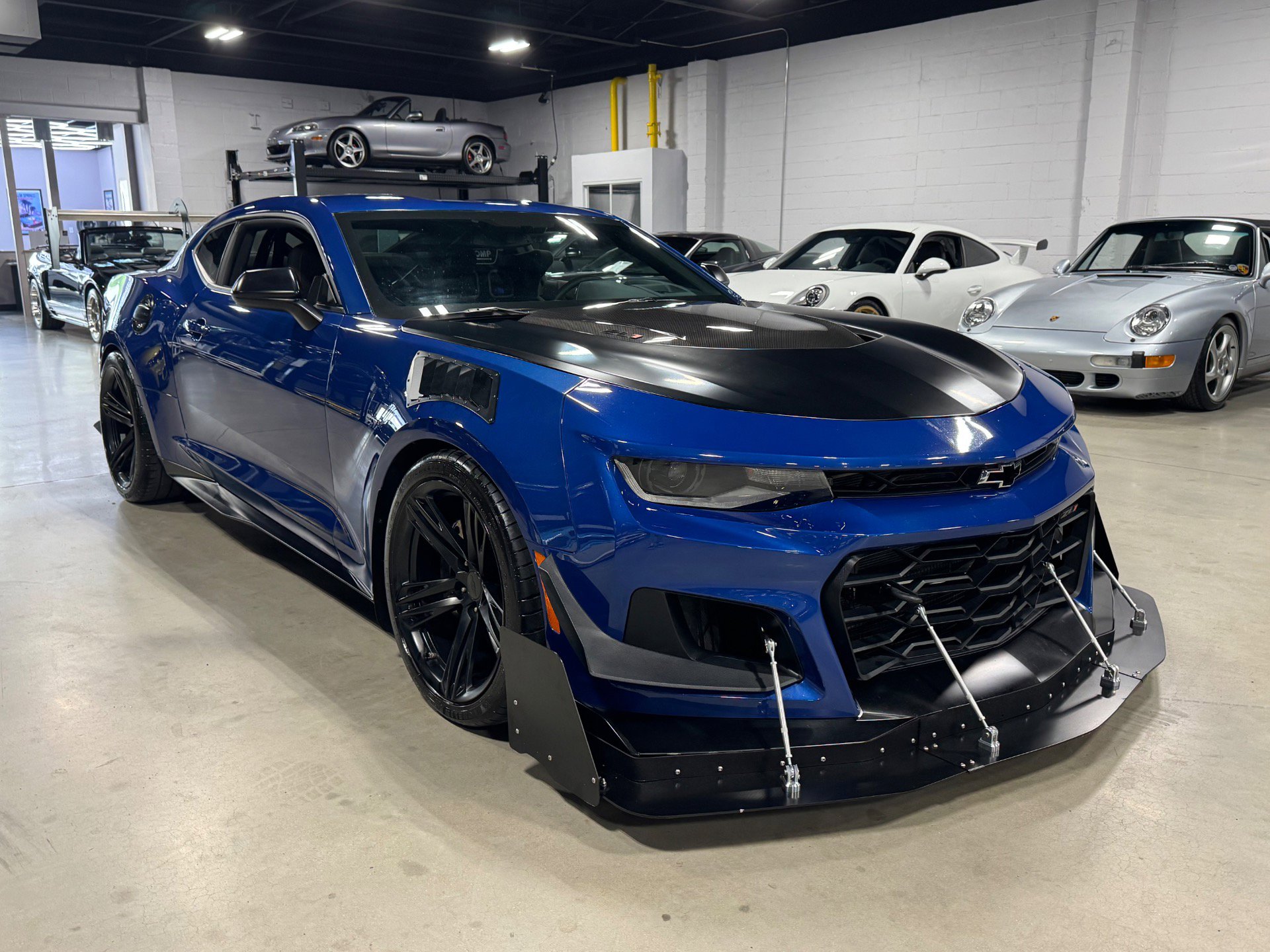 Used 2019 Chevrolet Camaro ZL1 image 34