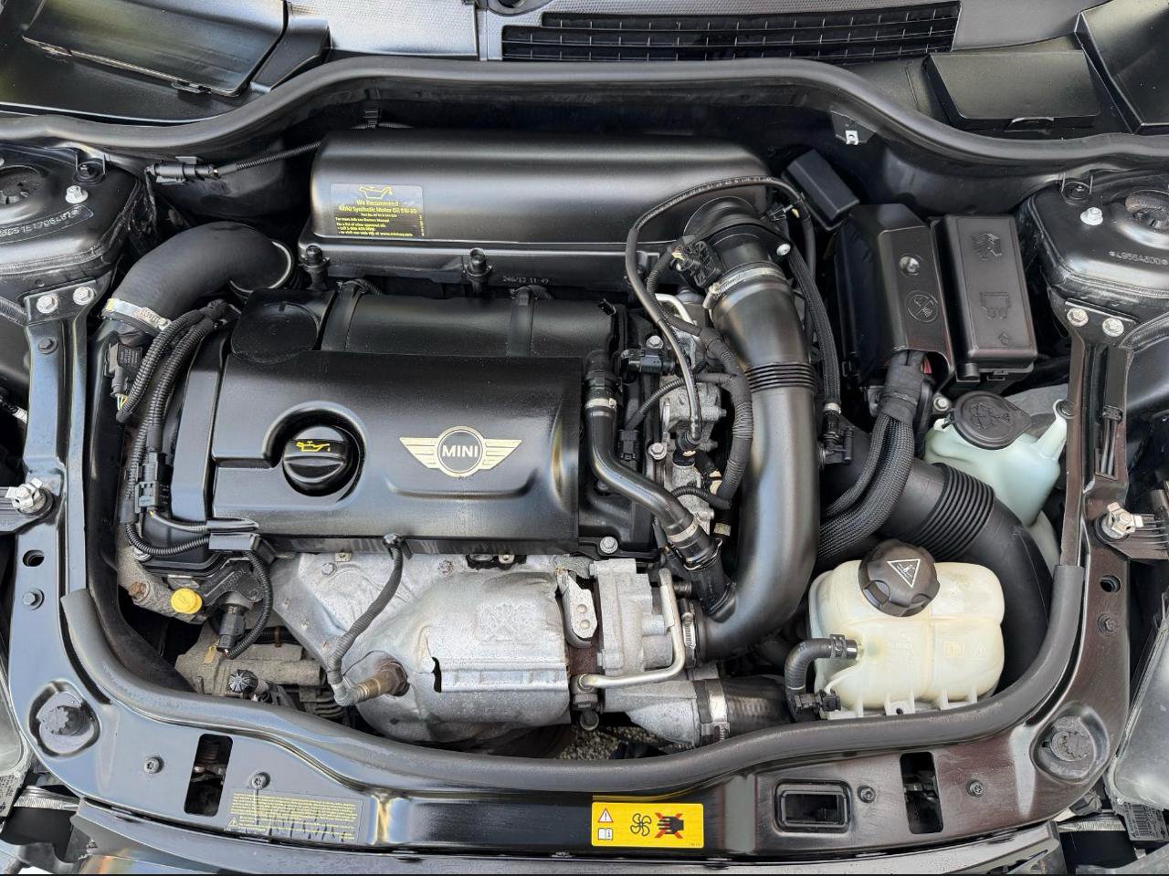 Used 2014 MINI Cooper S image 18