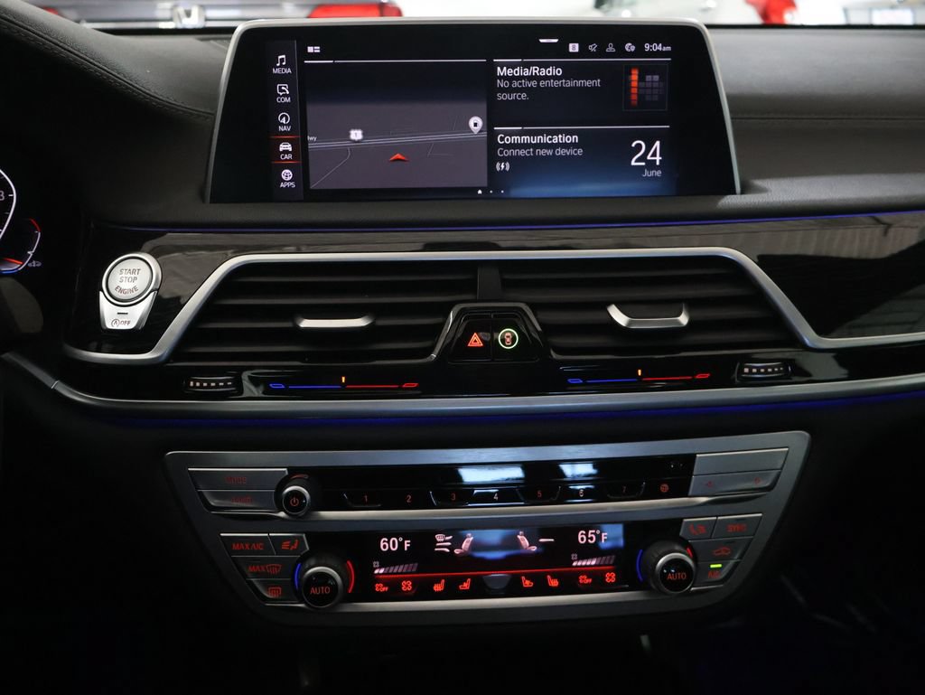Used 2021 BMW 740i xDrive w/ M Sport Package AWD/4WD image 23