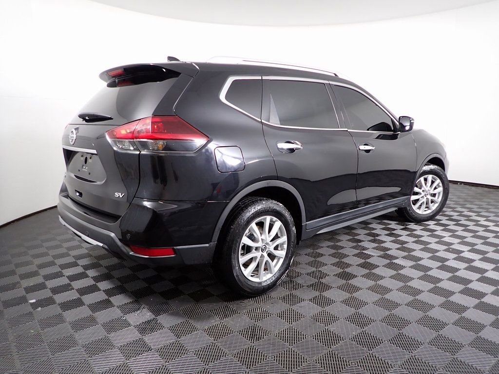 Used 2020 Nissan Rogue SV image 19