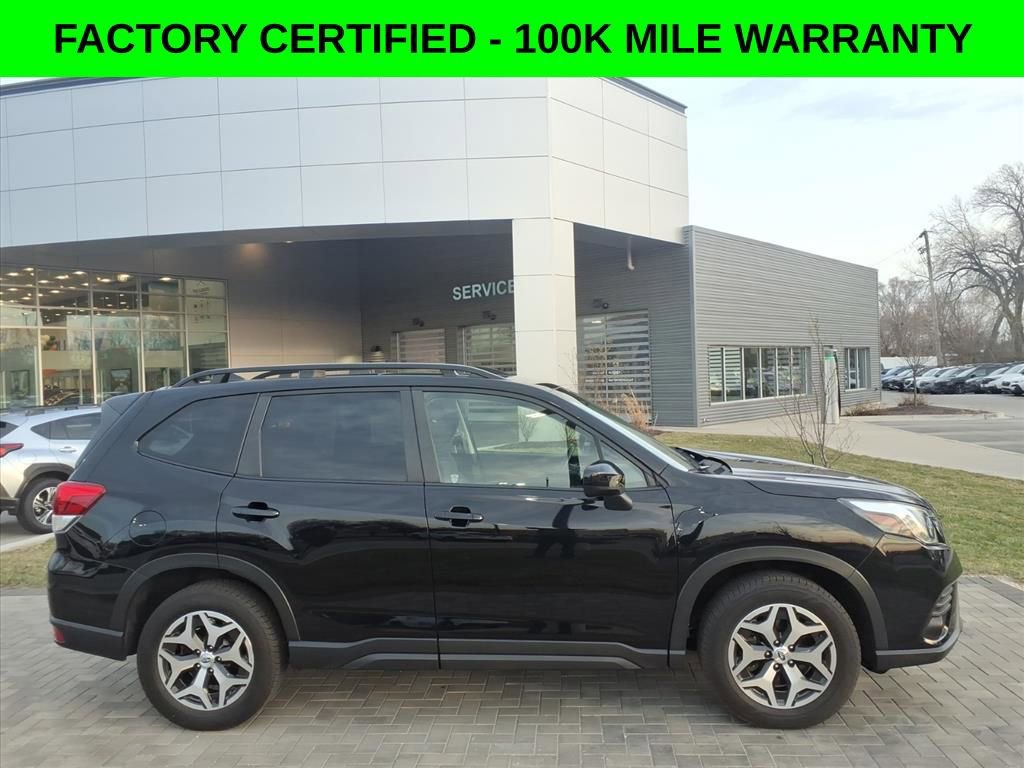 Certified 2022 Subaru Forester Premium AWD/4WD image 8