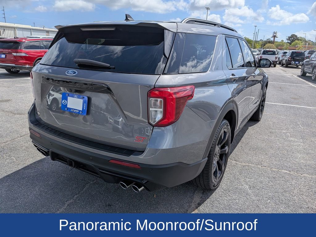 Certified 2024 Ford Explorer ST w/ Equipment Group 401A image 4