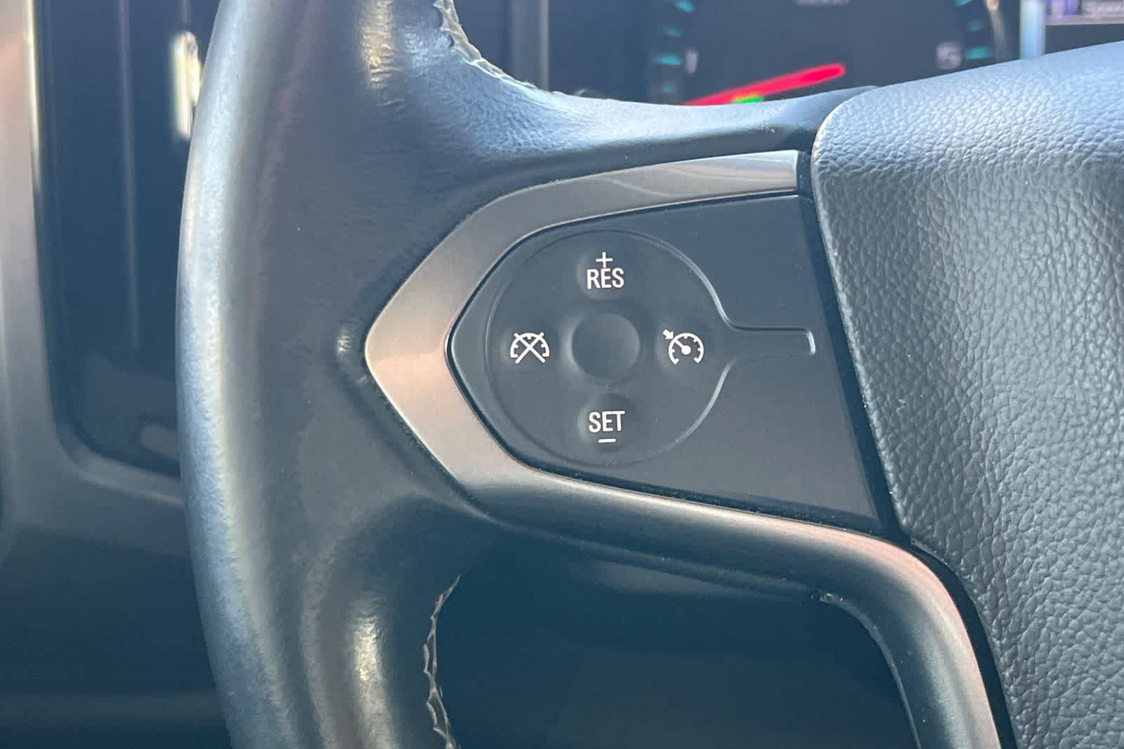 Used 2018 Chevrolet Silverado 1500 LT w/ All Star Edition RWD image 29