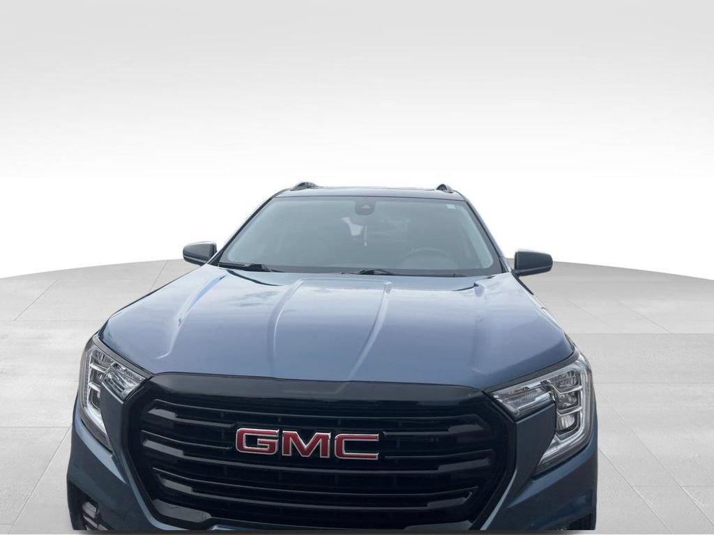 Certified 2024 GMC Terrain SLT w/ Elevation Edition AWD/4WD image 14