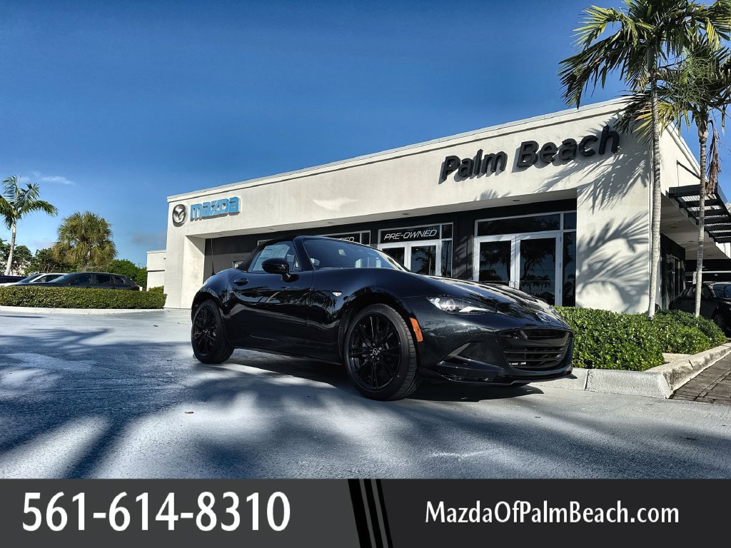 New 2026 MAZDA MX-5 Miata Club w/ Interior Package RWD image 1