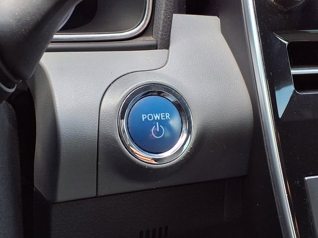 Used 2019 Toyota Avalon Limited image 16