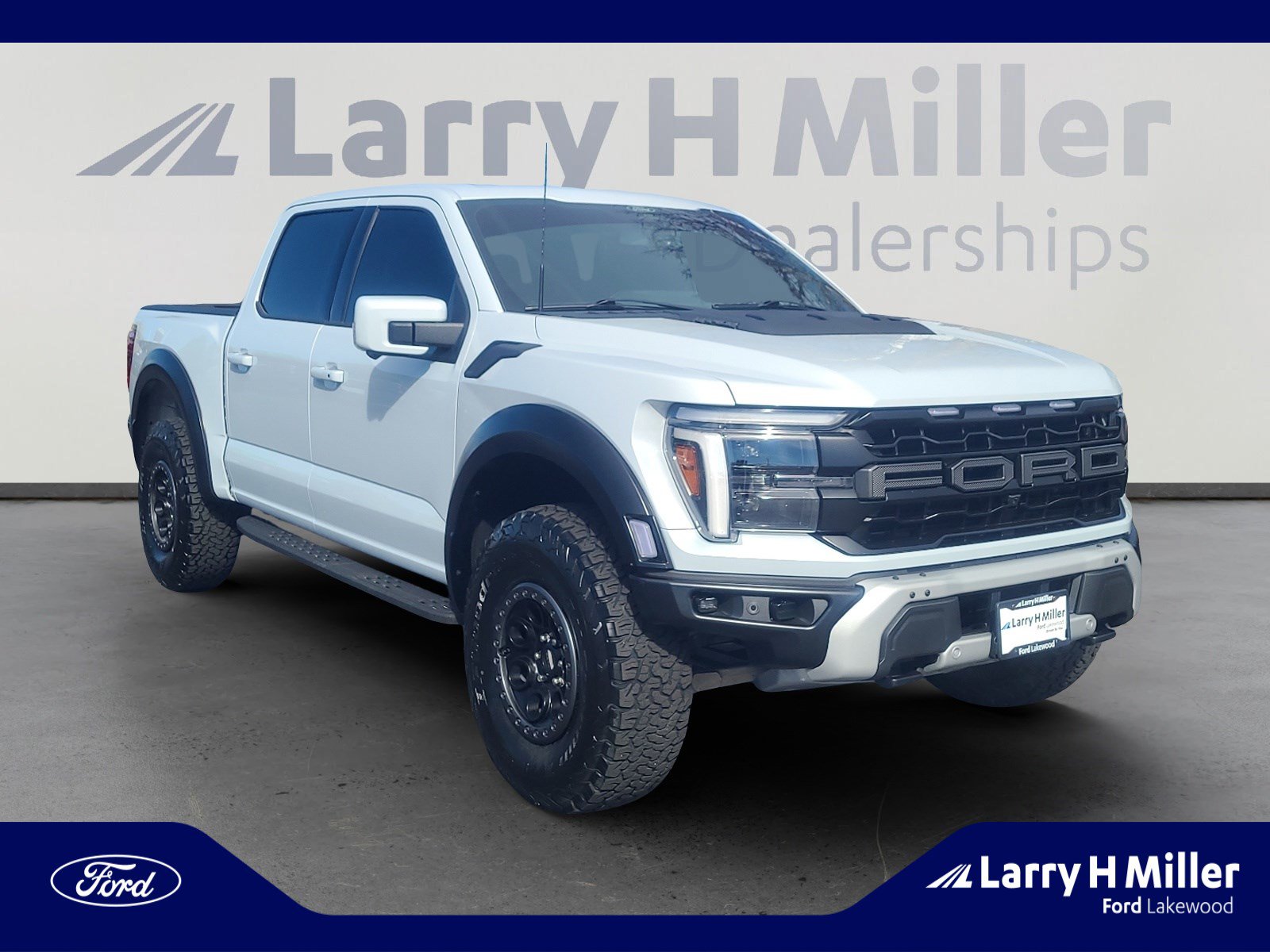 Used 2025 Ford F150 Raptor AWD/4WD image 7