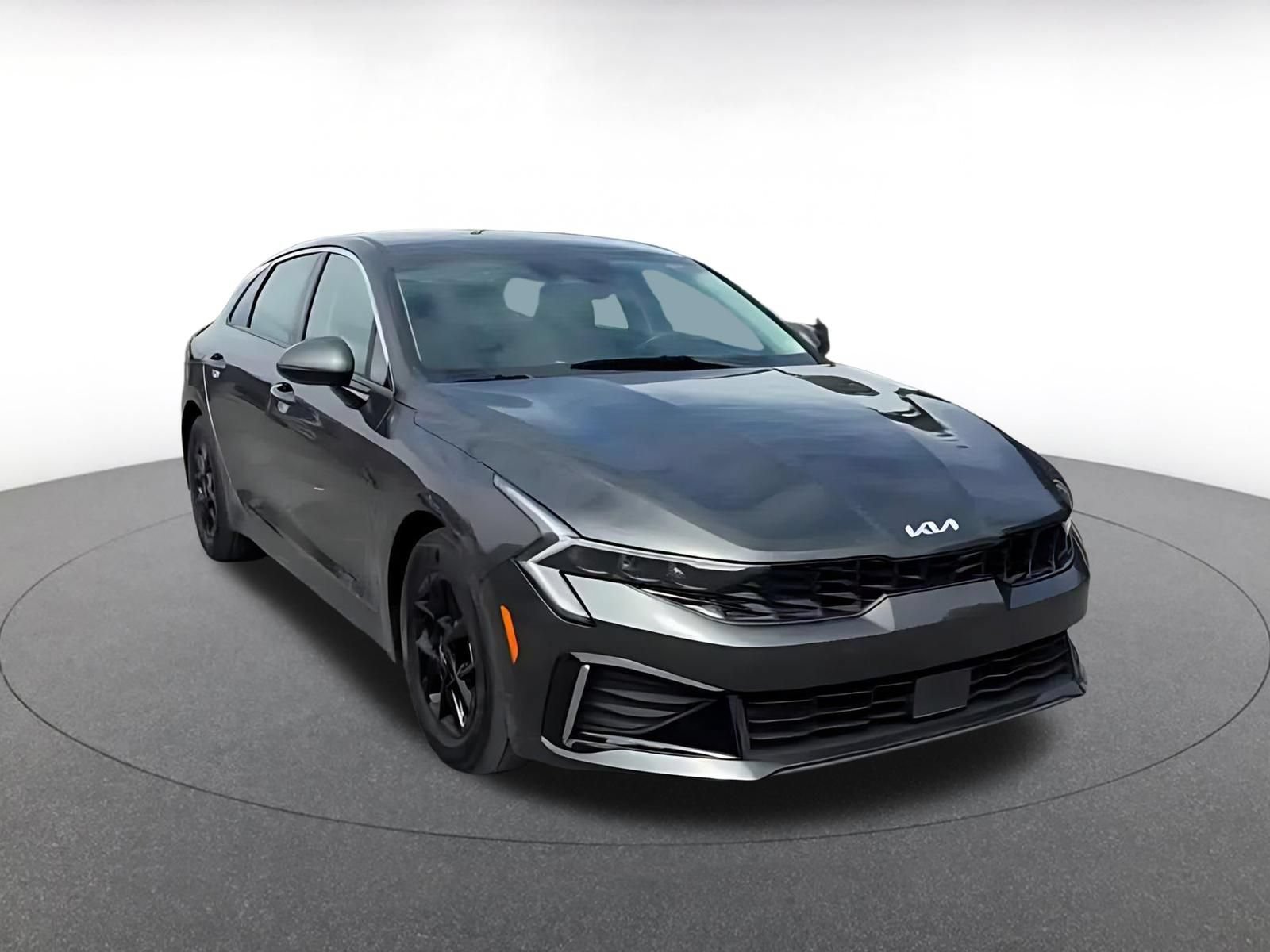 Used 2025 Kia K5 LXS FWD image 3