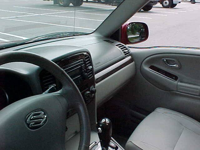 Used 2005 Suzuki XL7 4WD image 21