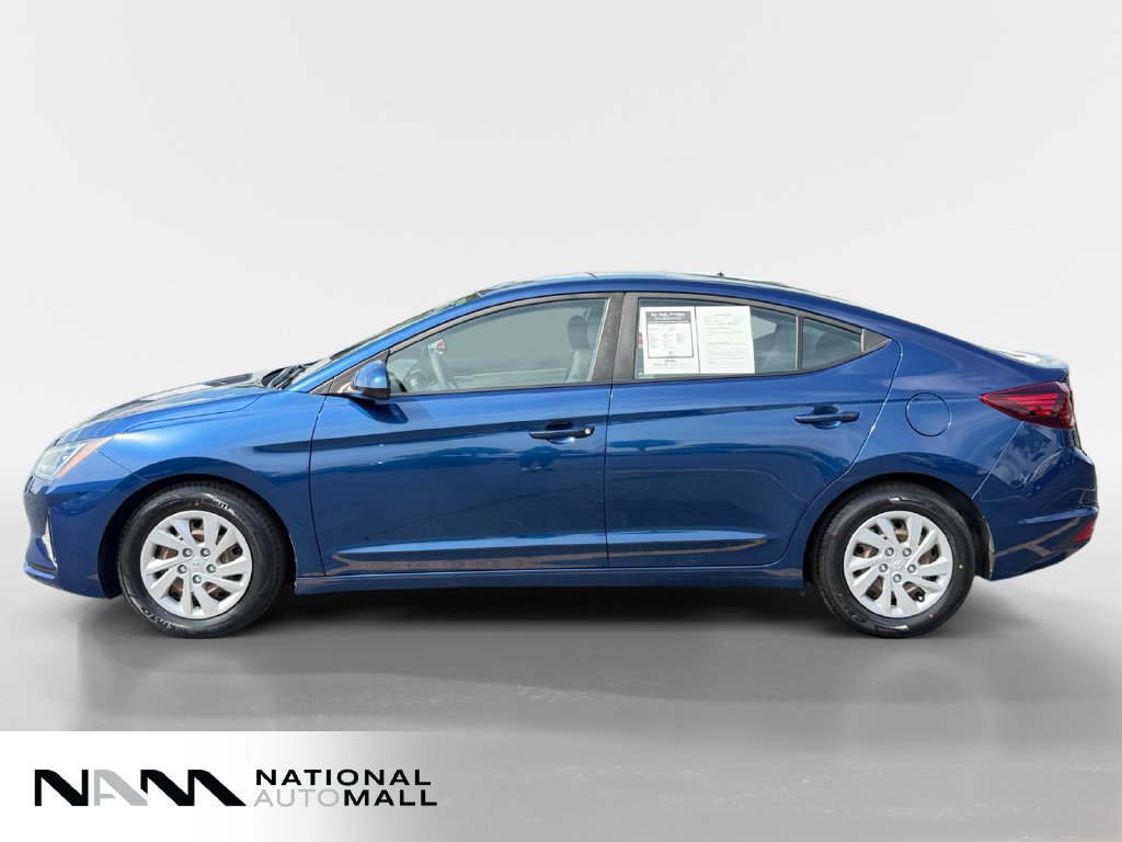 Used 2020 Hyundai Elantra SE FWD image 2