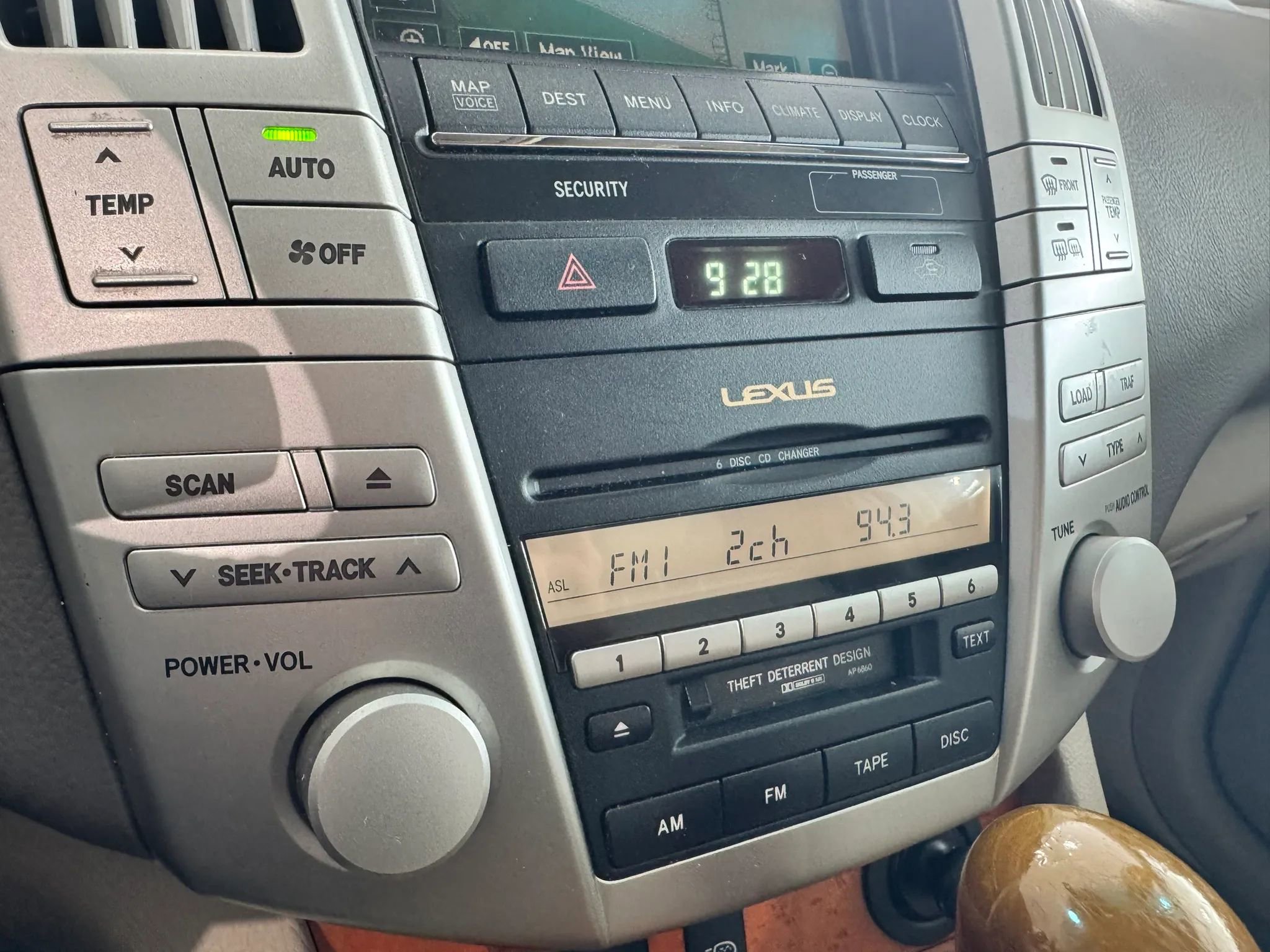Used 2005 Lexus RX 330 AWD image 28