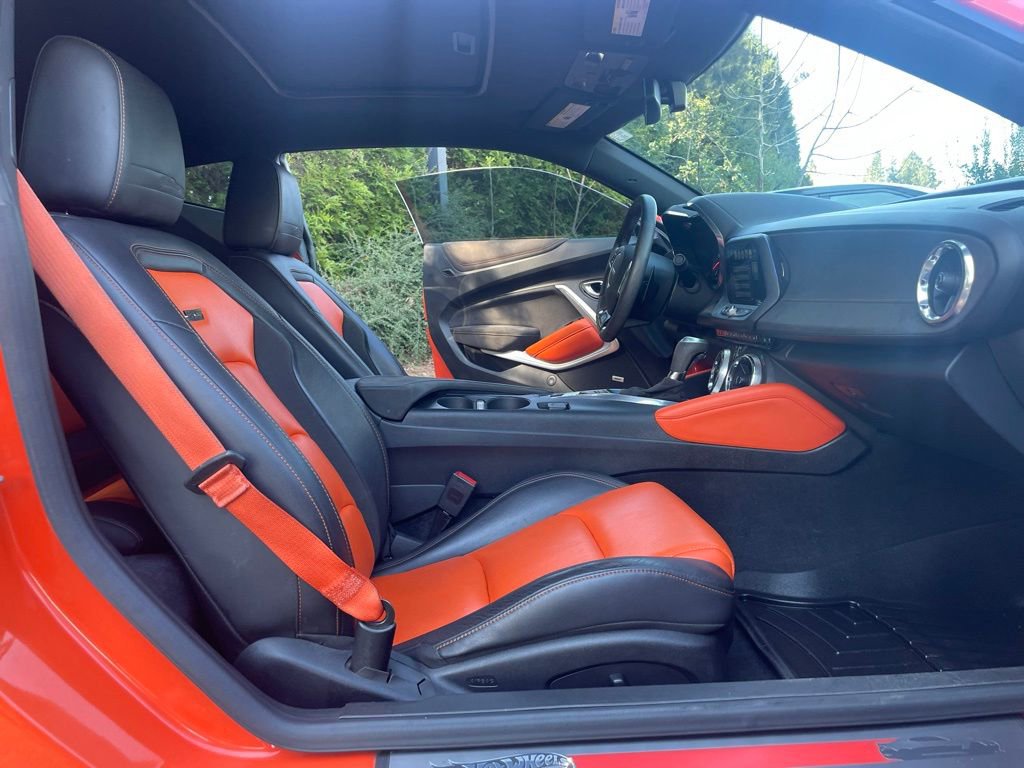 Used 2018 Chevrolet Camaro SS w/ Hot Wheels Edition image 22