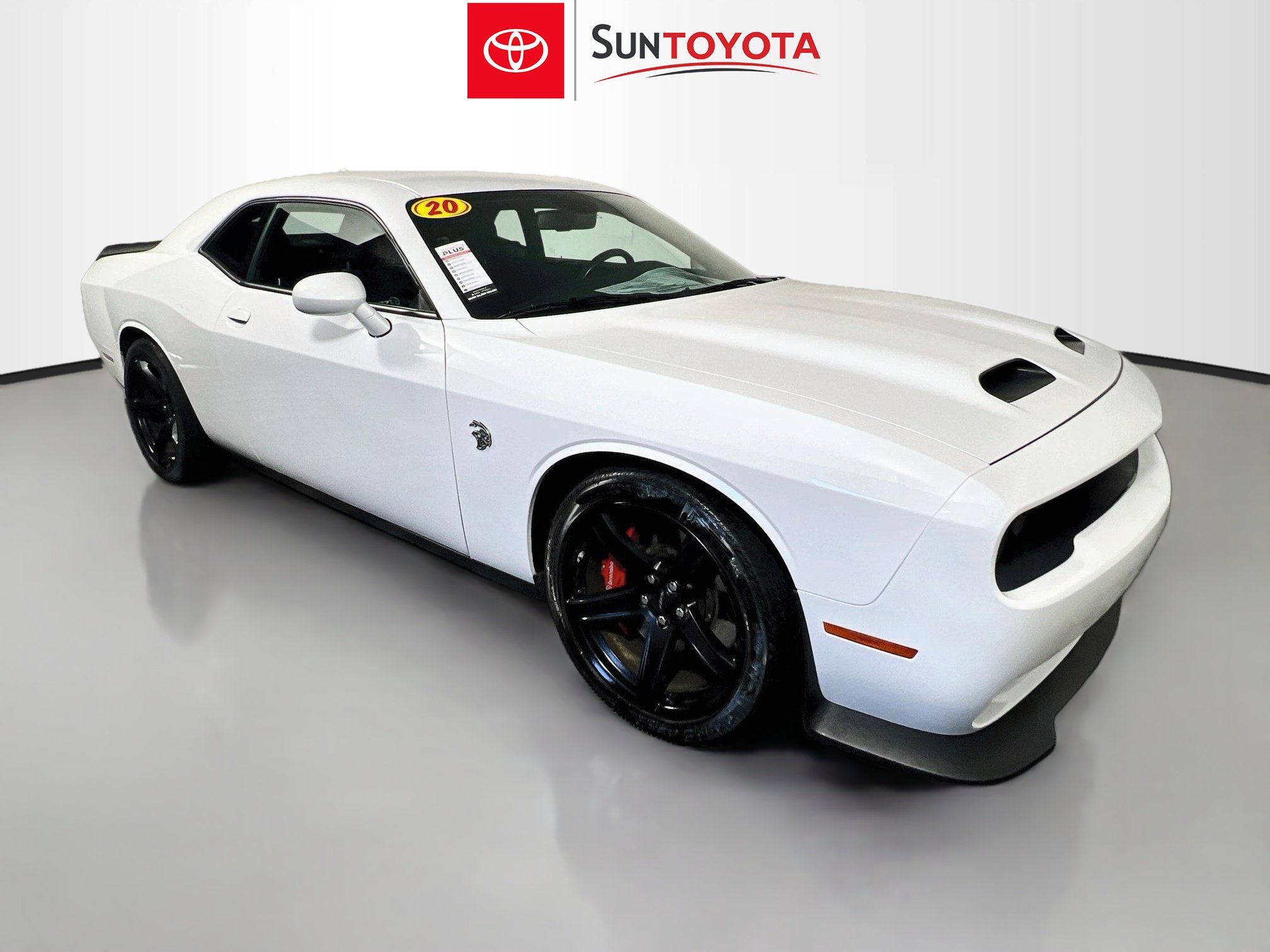 Used 2020 Dodge Challenger SRT Hellcat RWD image 1