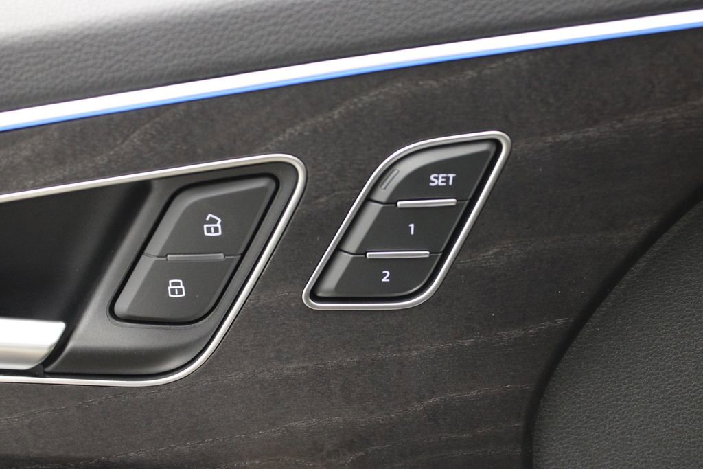New 2026 Audi Q7 3.0T Premium AWD/4WD image 19