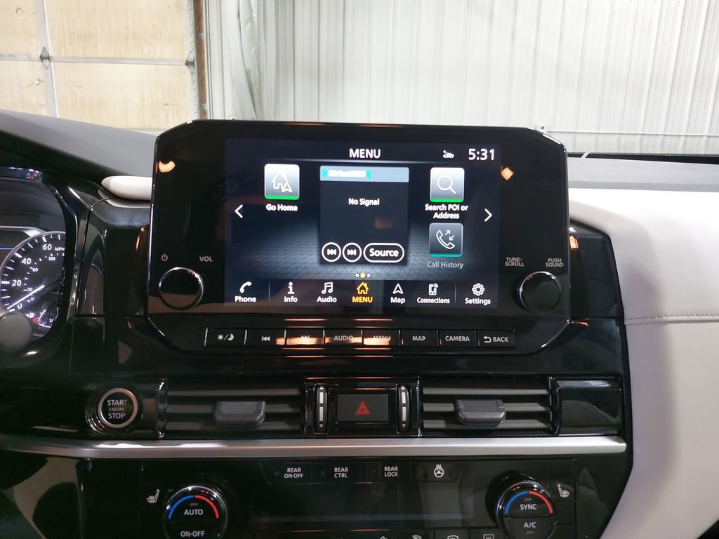 Used 2023 Nissan Pathfinder SL image 22