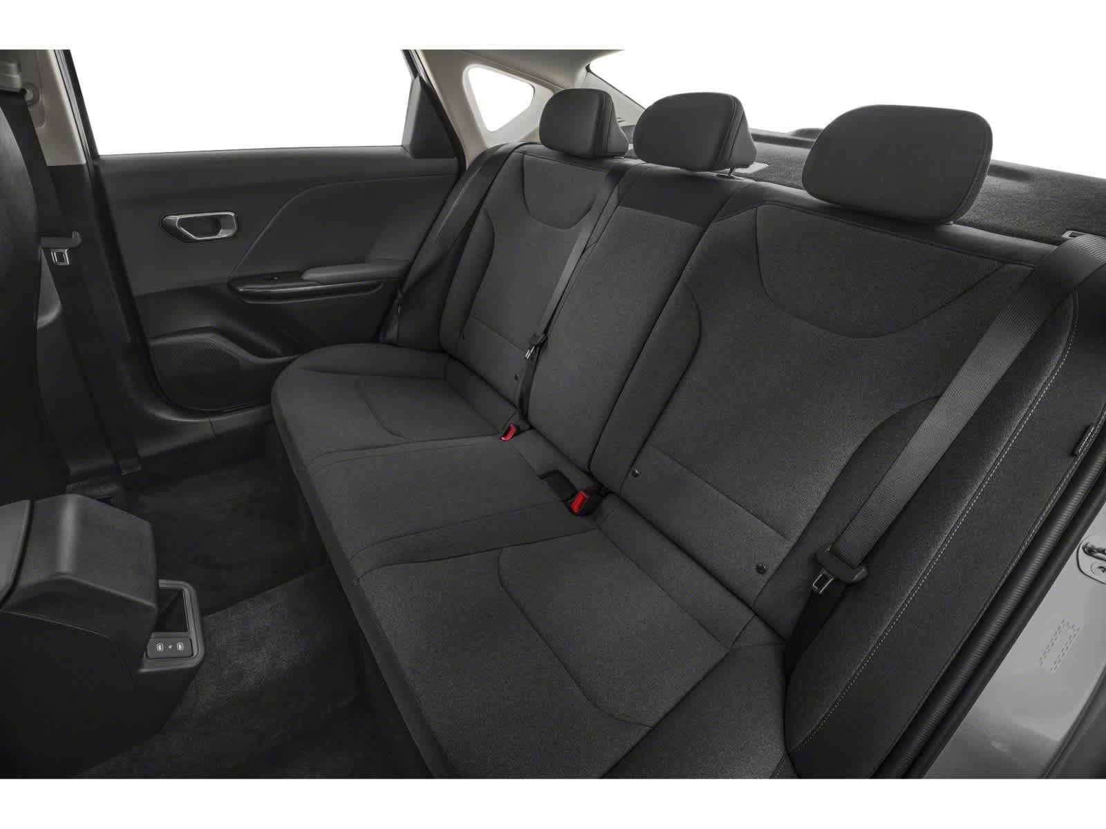 New 2026 Kia K4 FWD image 8