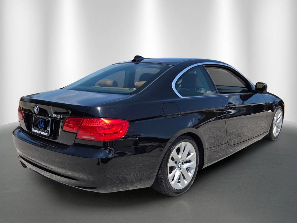 Used 2013 BMW 328i Coupe RWD image 3