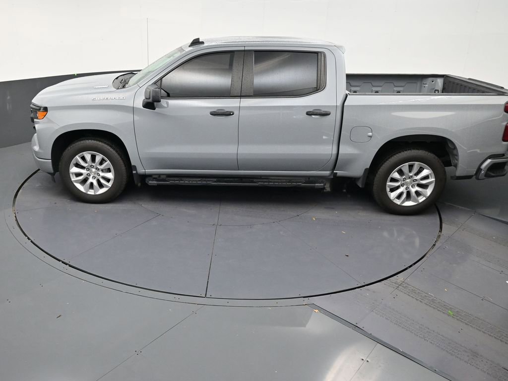 Used 2024 Chevrolet Silverado 1500 Custom RWD image 13