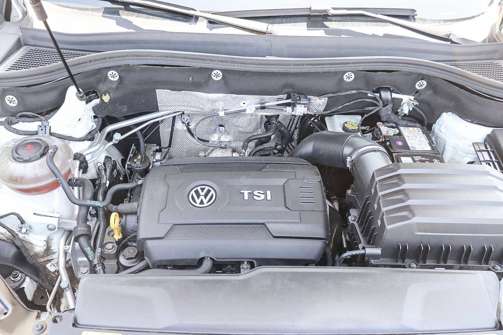 Used 2022 Volkswagen Atlas Cross Sport SE image 23