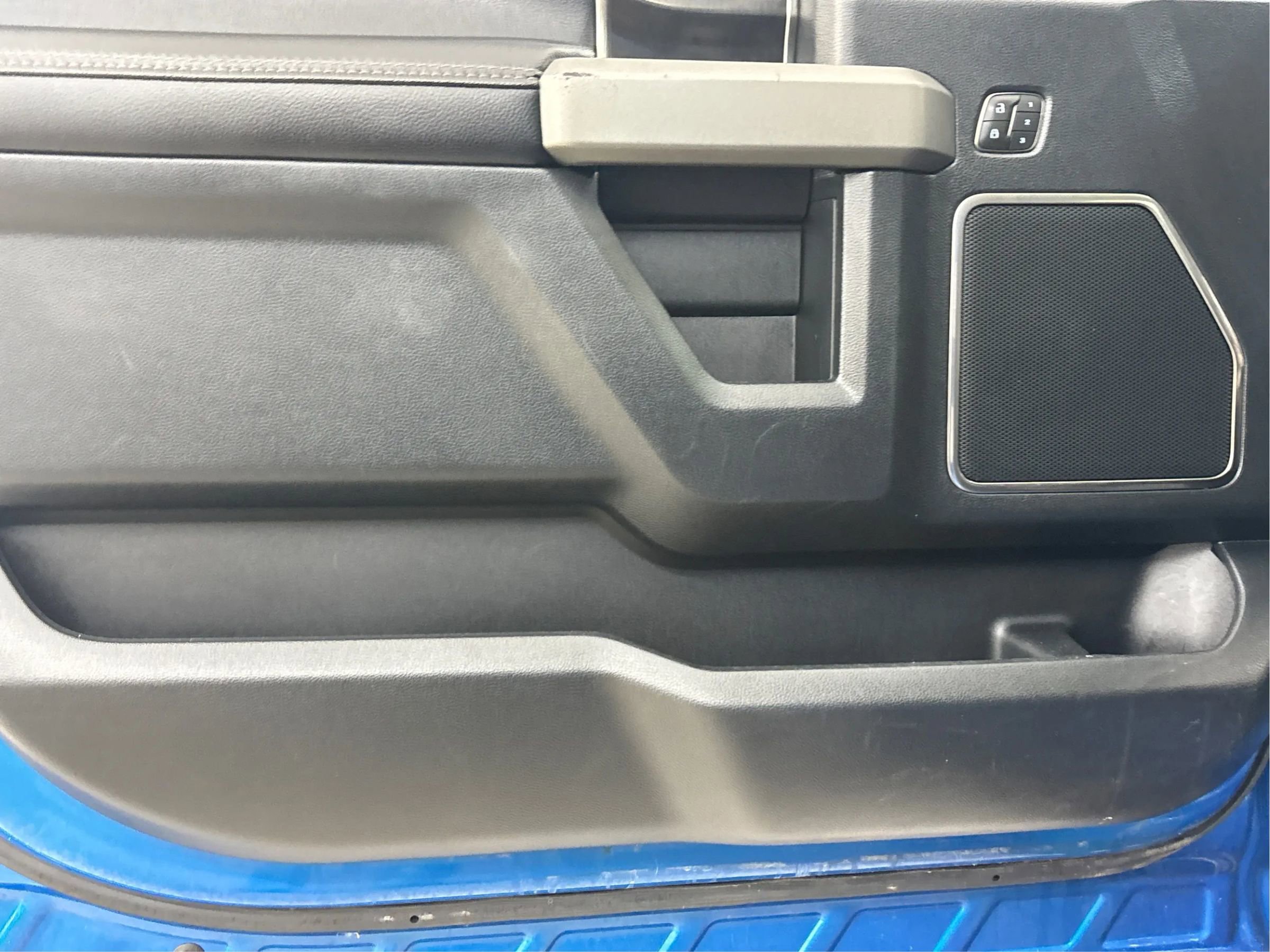 Used 2019 Ford F150 Raptor w/ Equipment Group 802A Luxury image 25