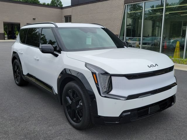New 2026 Kia EV9 Land w/ Nightfall Edition Package AWD/4WD image 3