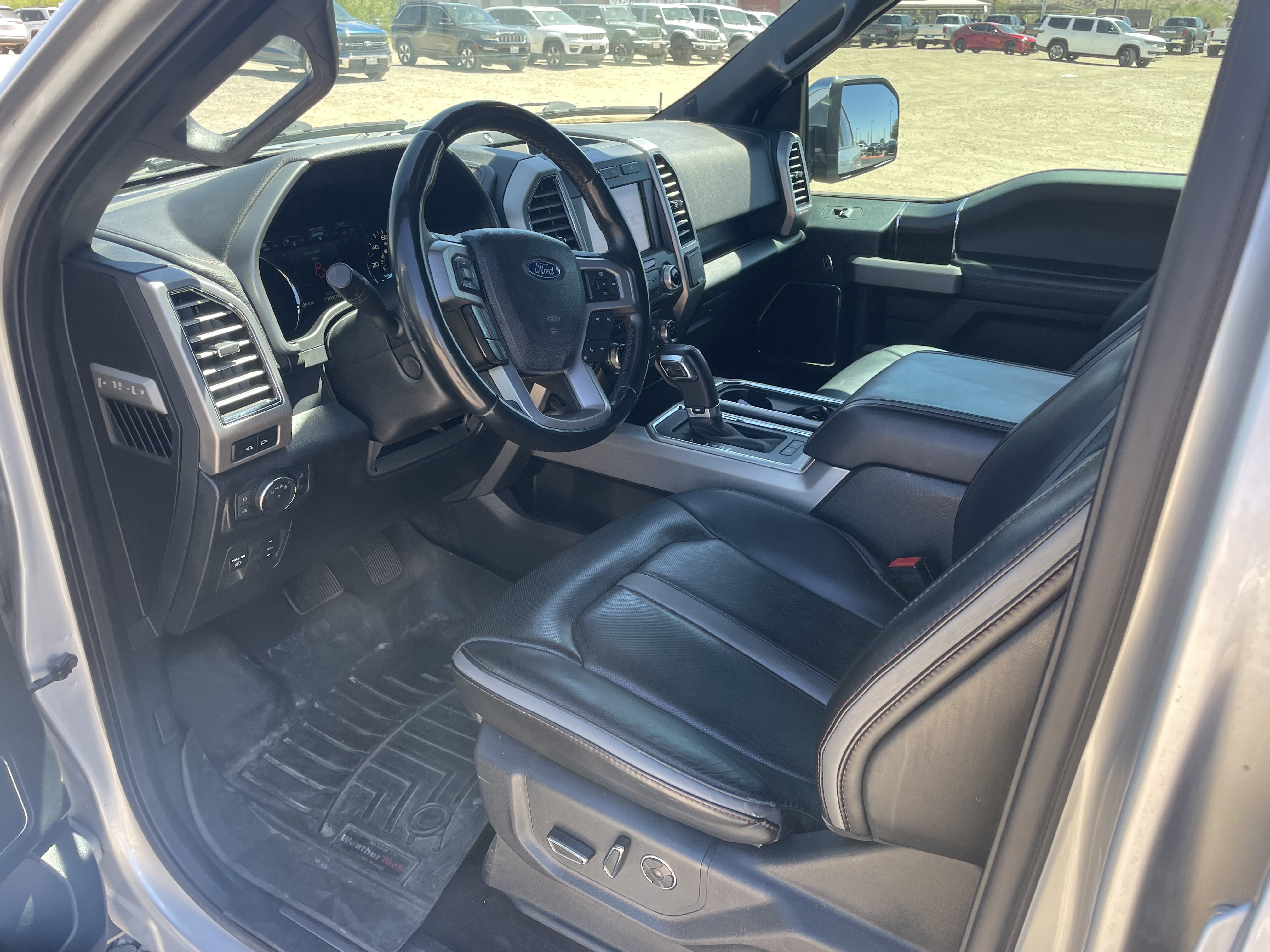 Used 2018 Ford F150 Platinum w/ Equipment Group 701A Luxury AWD/4WD image 10